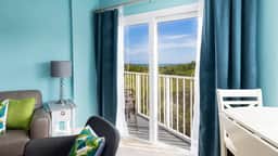 Boho Chic Ocean Pointe 3214 King & Queen - Image 5