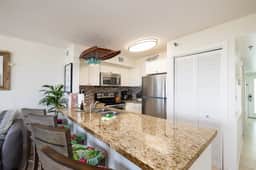 Flamingo Flats Ocean Pointe 5306 2BR/2BA - Image 4