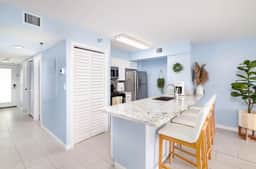 Sky Blue Escape Ocean Pointe 1314/2BA 2BR - Image 2