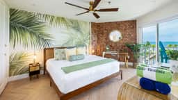 Retro Reef House 5406 Designer Marina View - Image 4