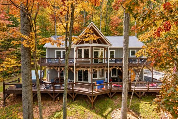 Treetop Escape • Mountain Chalet • Sauna • Game Room - Image 1