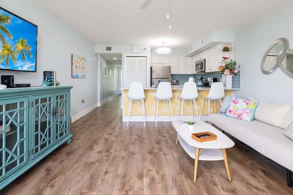 Sol & Sea Escape Ocean Pointe 1 BR 1BA 1204 - Image 1