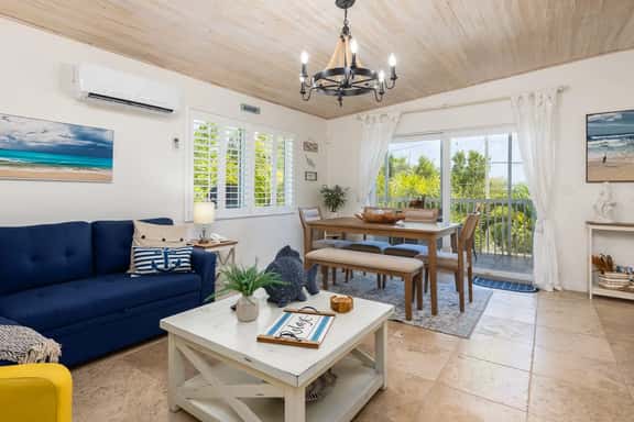 Pennekamp Hideaway | Water View, Kayaks & Pool Table - Image 1