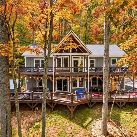 Treetop Escape • Mountain Chalet • Sauna • Game Room - Image 1