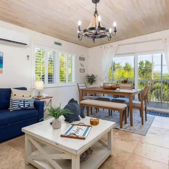 Pennekamp Hideaway | Water View, Kayaks & Pool Table - Image 1
