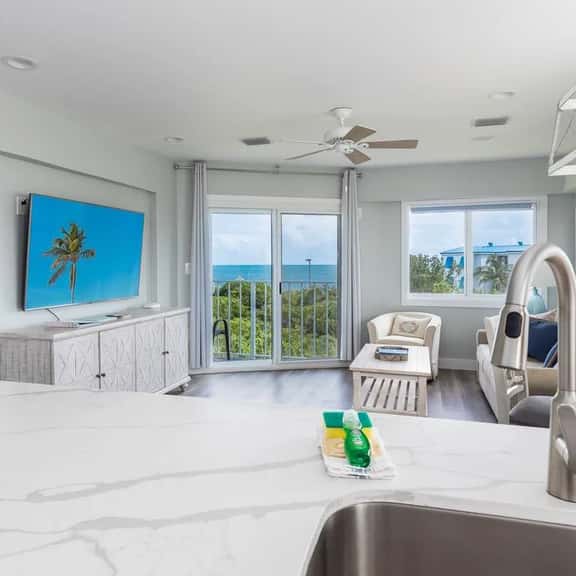 Ocean View Corner Penthouse Ocean Pointe 5416 - Image 1