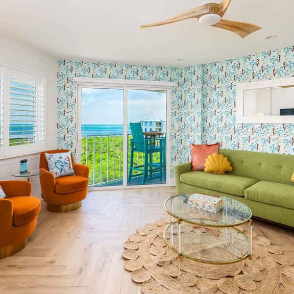 Retro Reef House 5406 Designer Marina View - Image 1