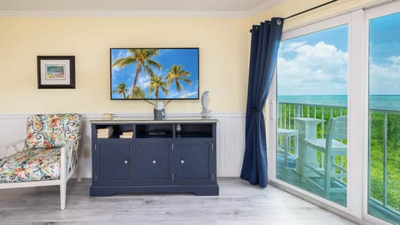 Sunrise Penthouse 3316 Ocean Pointe 1BR 2BA - Image 5