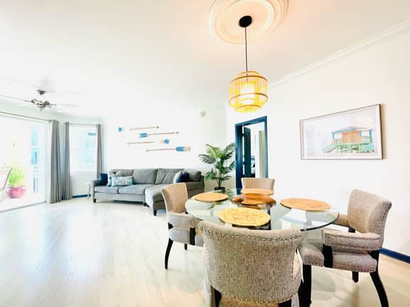 Walking Distance to Downtown Stuart | Sunrise to Sunsets Views! - Image 4