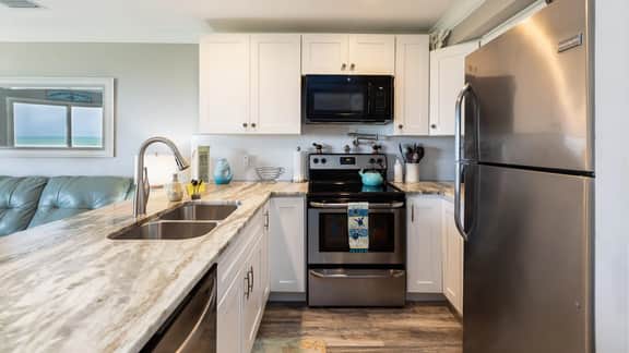 Sea View and Sunrise Ocean Pointe 2412 2BA/2BR - Image 5