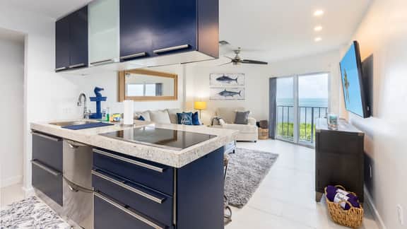 Captains Quarters Ocean Pointe 4405 - Image 2