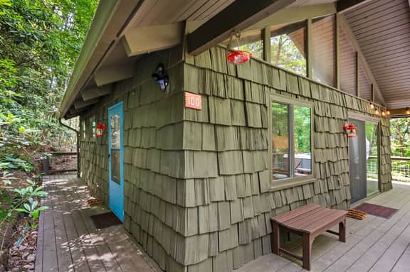 Woodhaven Cabin! Sauna & Hot tub - Image 4