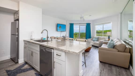 Nauti Hideaway Ocean Pointe 2314 - Image 5